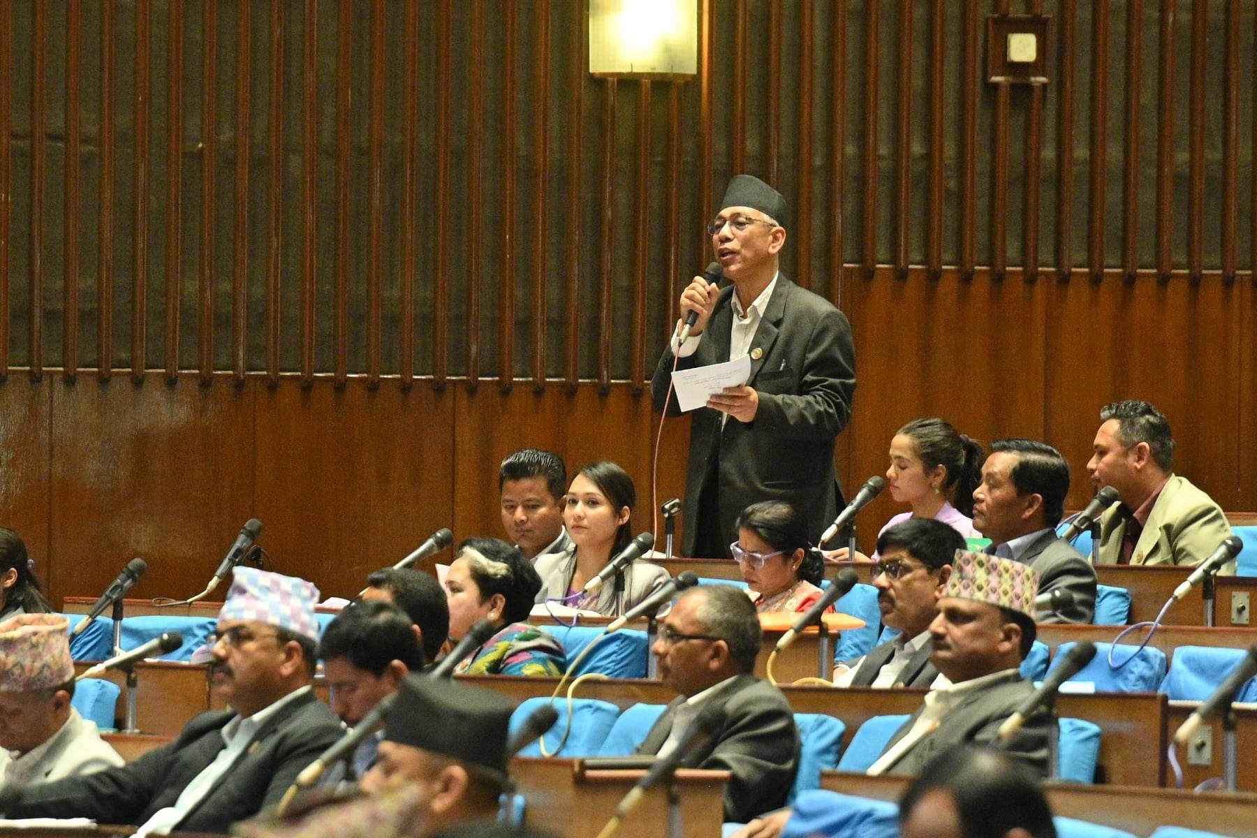 ऊर्जामन्त्रीसँग प्रेम सुवालले मागे संसद बैठकमा पटक-पटक बत्ती जानुको जवाफ